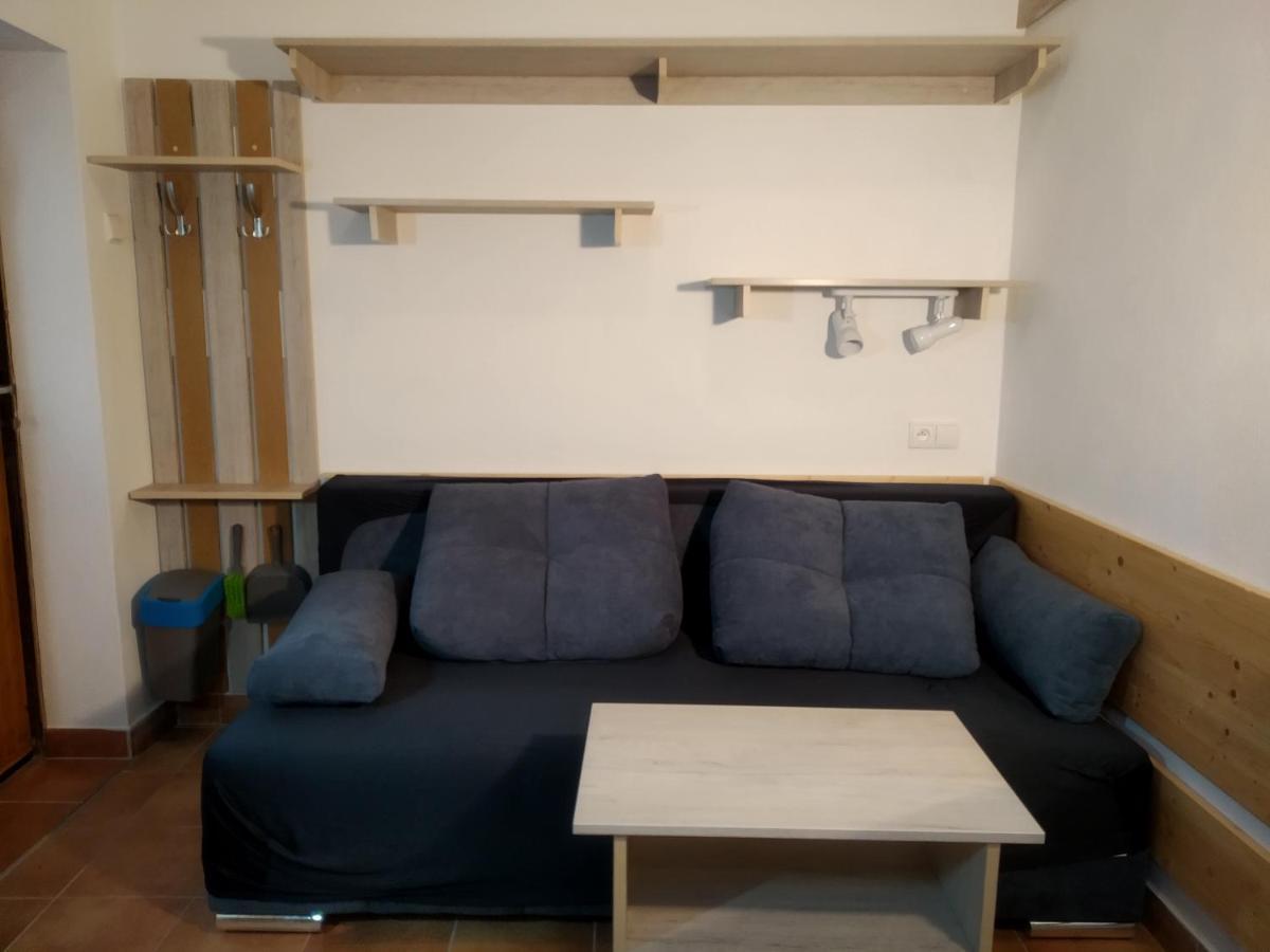 Apartamento Minidomecek Znojmo Exterior foto
